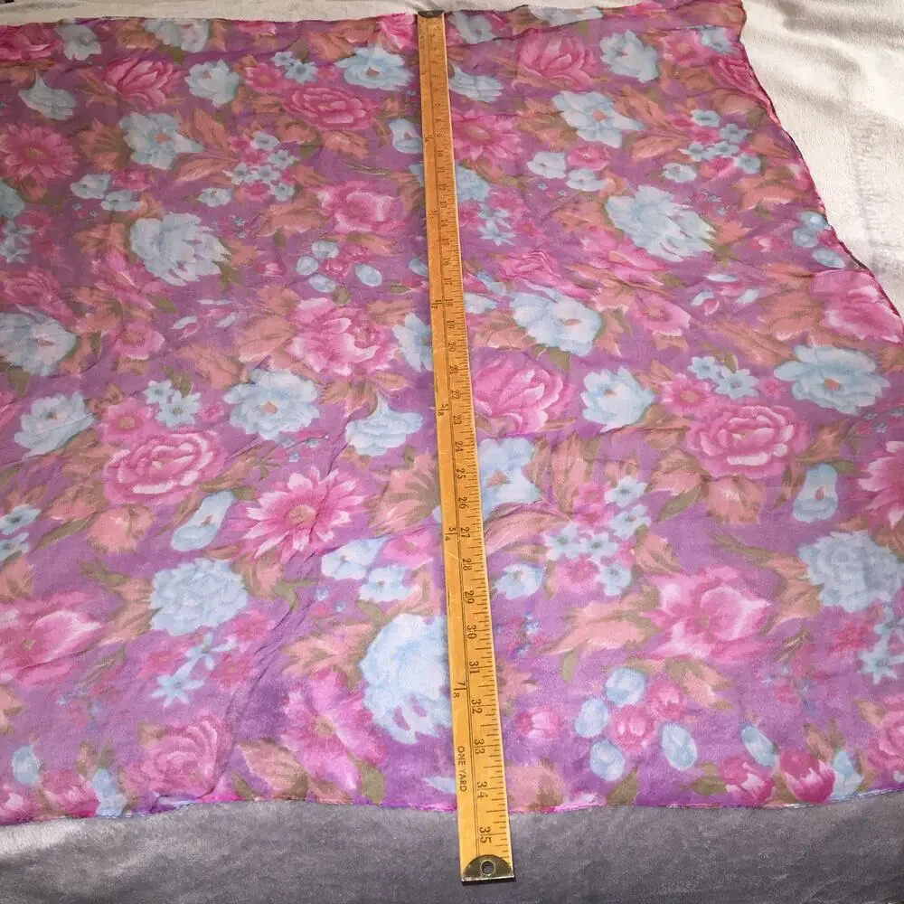 Floral Scarf 33 x 34.5